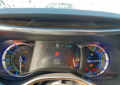 2023 Chrysler Pacifica Hybrid Pinnacle from USA, damaged, VIN 2C4RC1N77PR500277